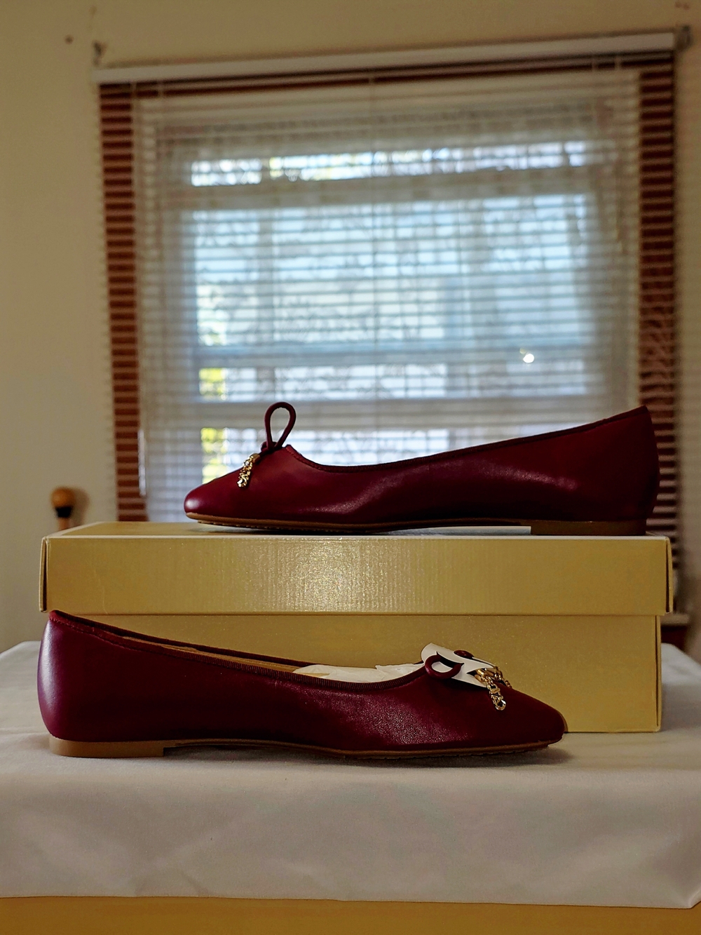 MICHAEL Michael Kors Nori Leather Ballet Flat In Mulberry Size 7M - Picture 7 of 9